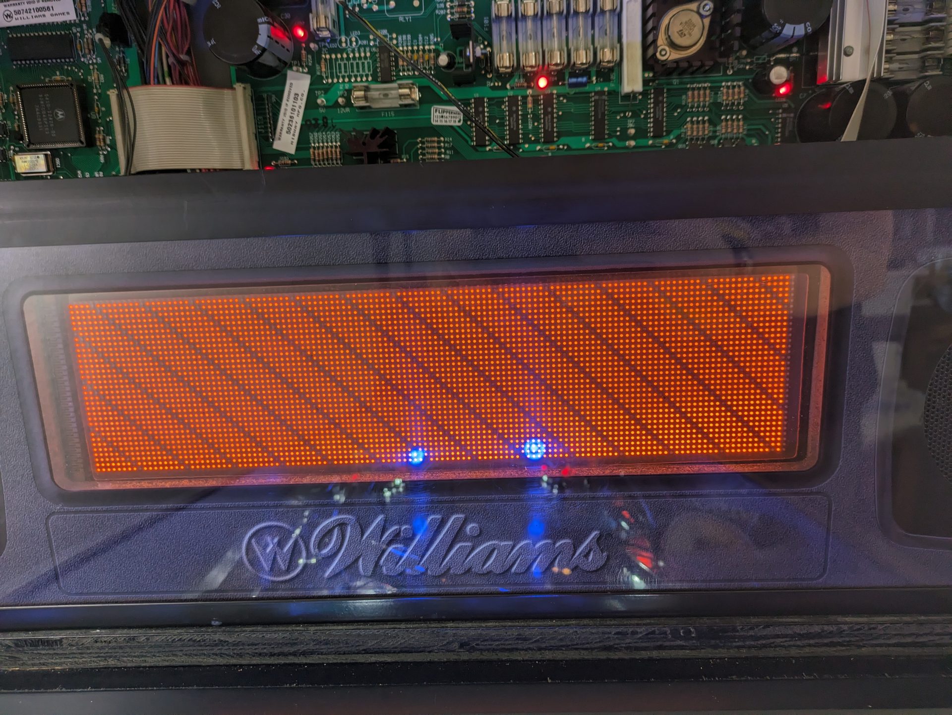 Detail: Spielfeld-Inserts nach dem LED-Umbau