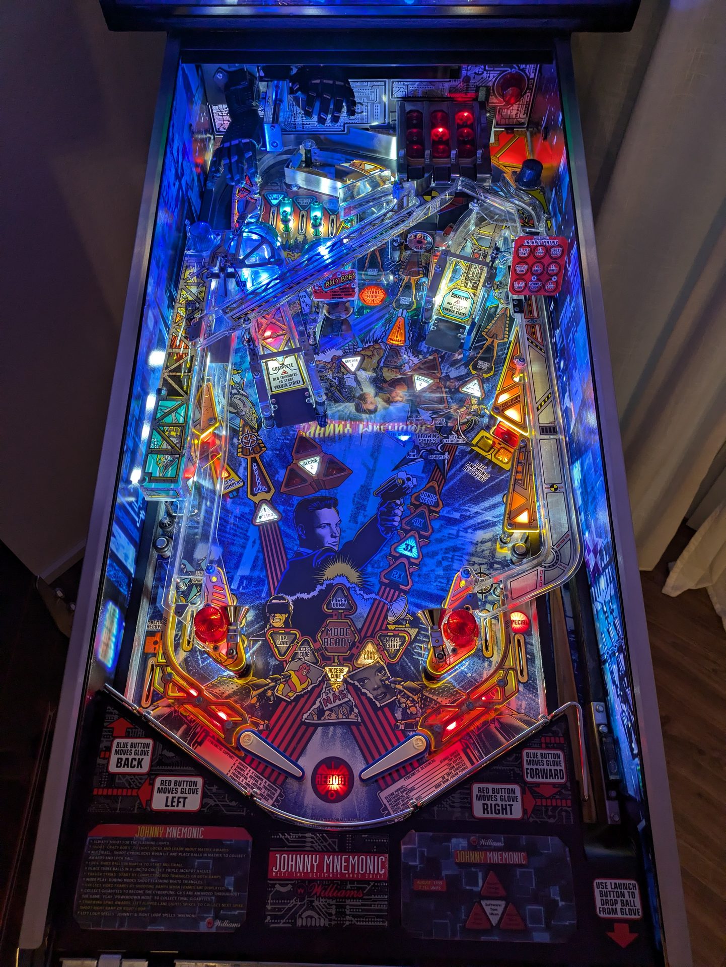 Detail: Spielfeld-Inserts nach dem LED-Umbau